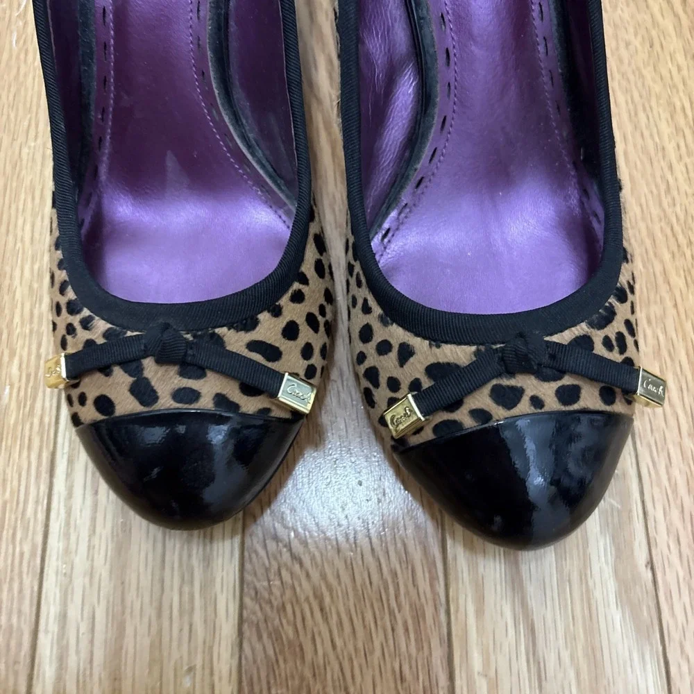 Coach Poppy Black‎ Patent Cap Toe Cheetah Print 3.5 Inch Pumps - Size 8